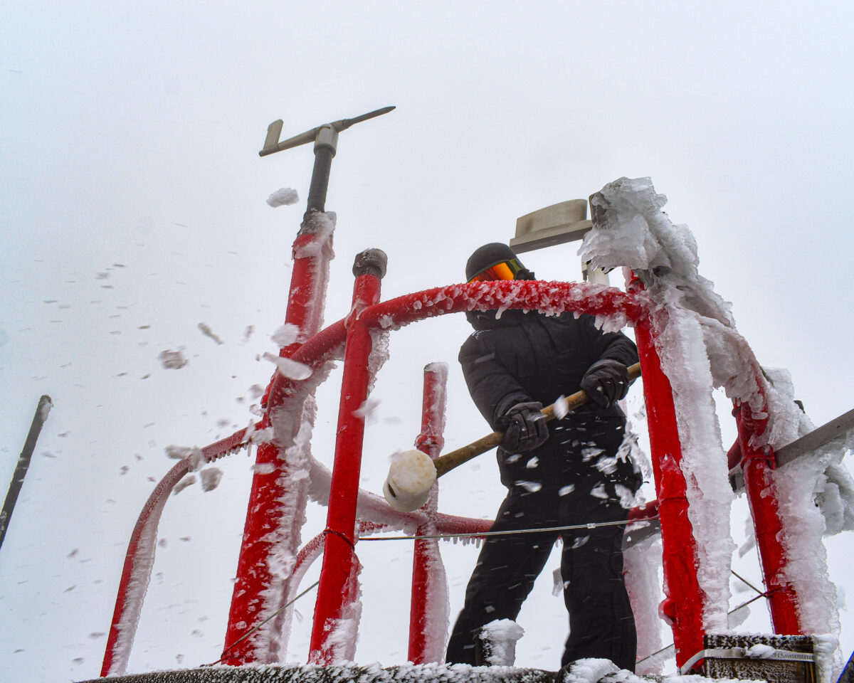 Adjusting to Life on the Summit - Mount Washington Observatory